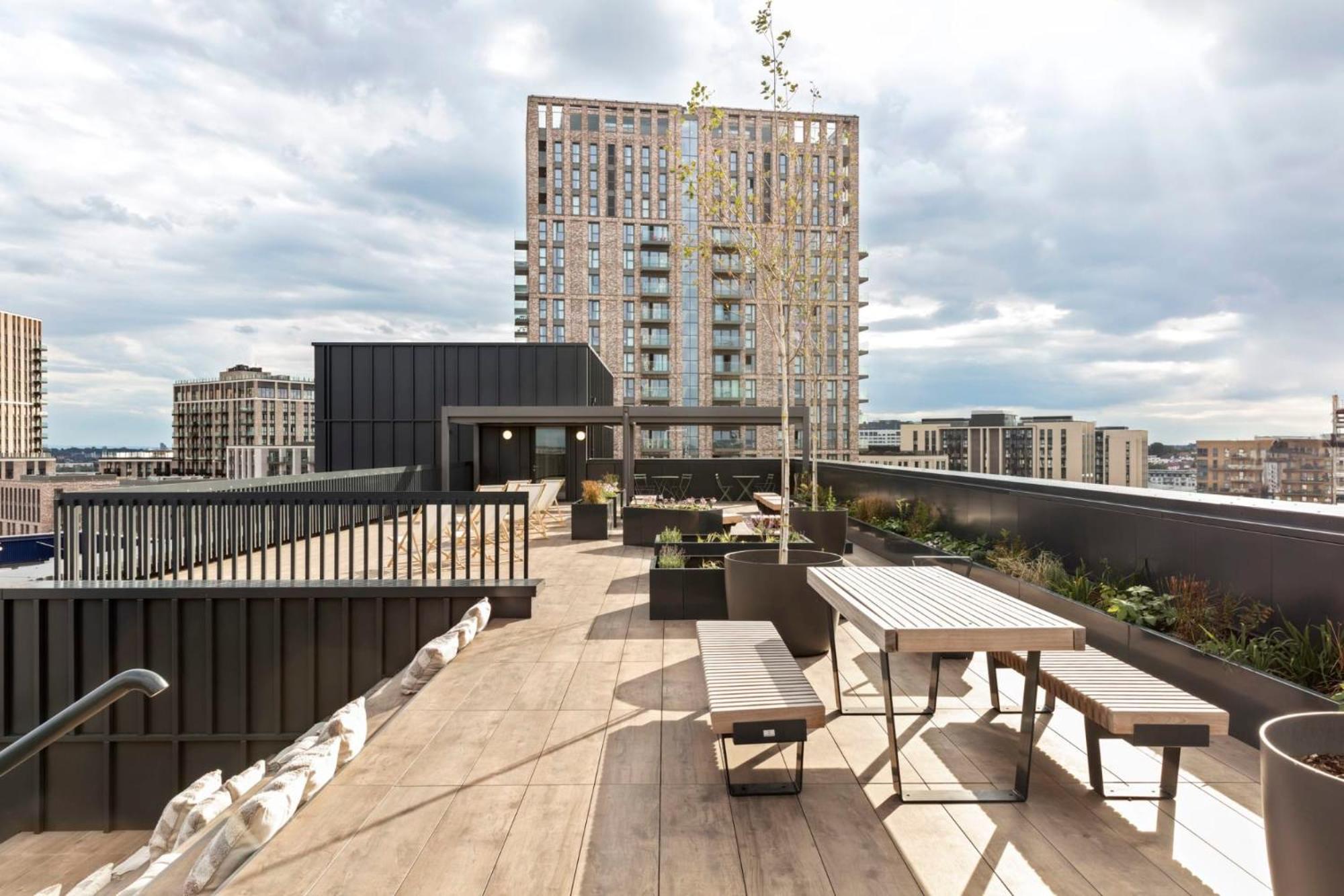 Ark Wembley Aparthotel Londra Exterior foto