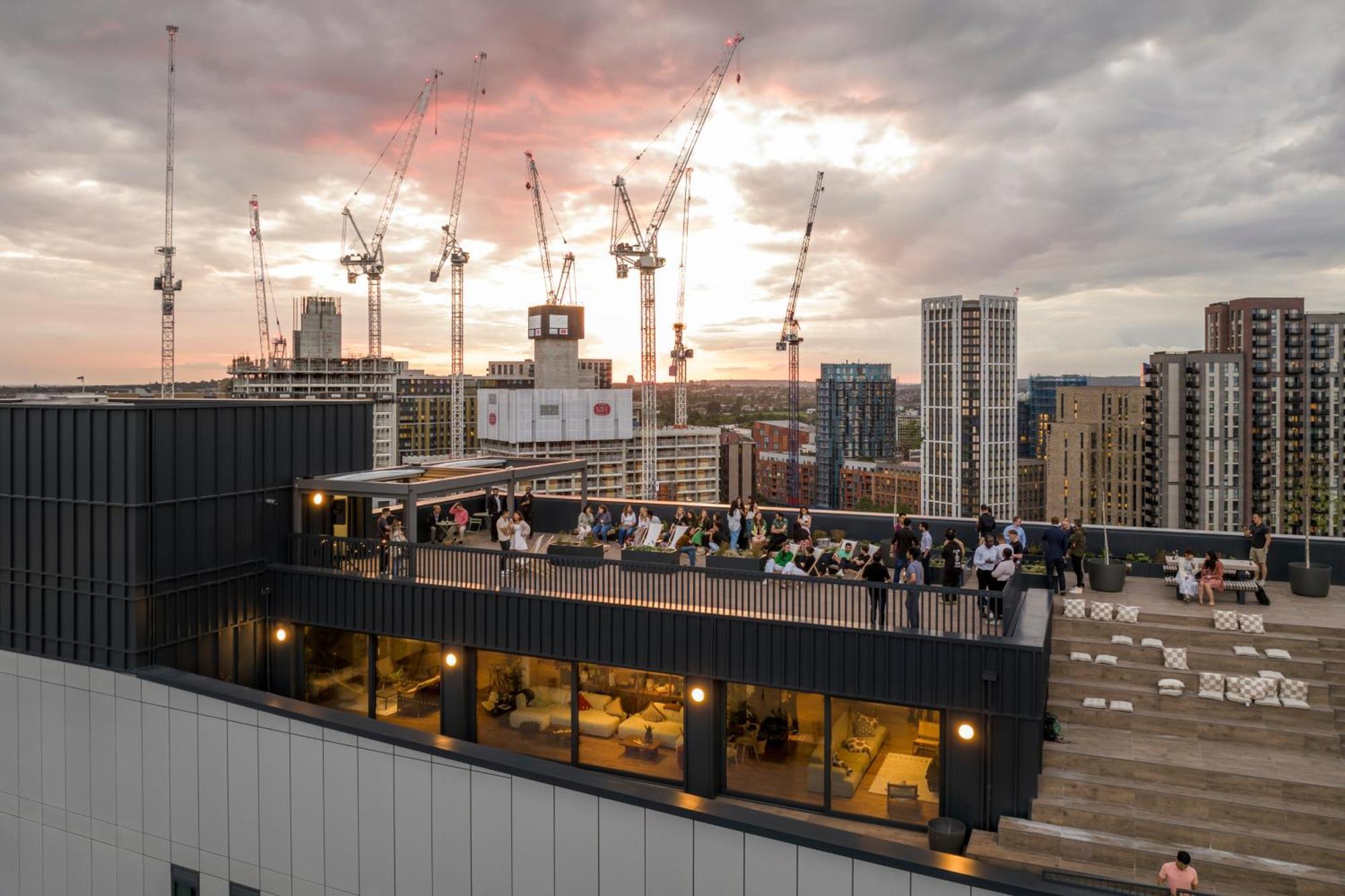 Ark Wembley Aparthotel Londra Exterior foto